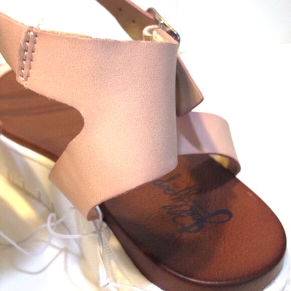 JellyPop Clear Strappy Flatform Pink Faux Leather Sandal - Picture 5 of 13